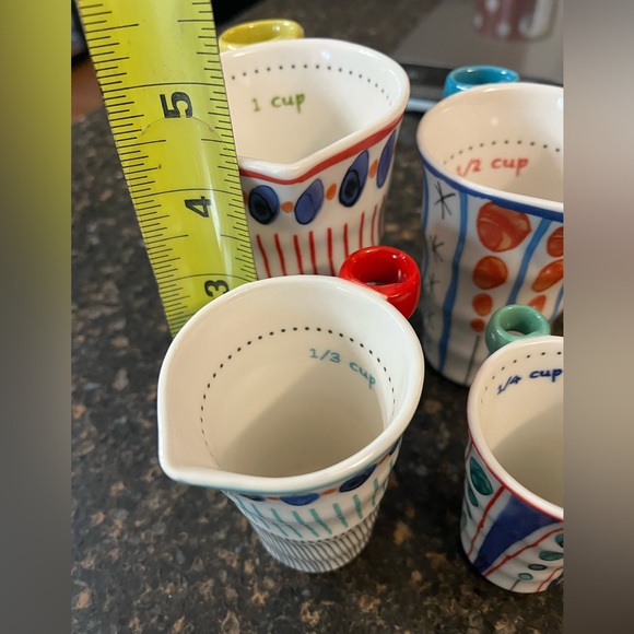 Anthropologie Tall Measuring Set of 4 Nesting Cups Ceramic 1c, 1/2c, 1/3c 1/4c - Picture 4 of 8